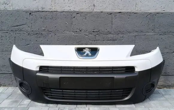 Peugeot Partner Front bumper