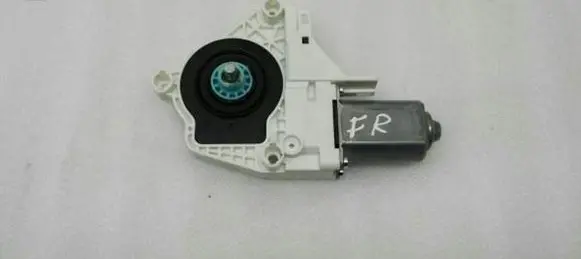 Audi A1 Front door window regulator motor 8K0959802C