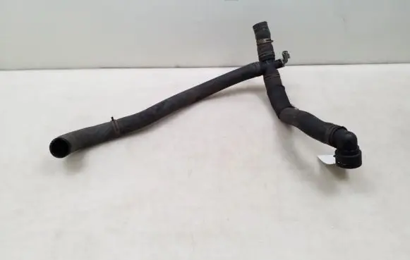 Land Rover Range Rover Sport L320 Engine coolant pipe/hose