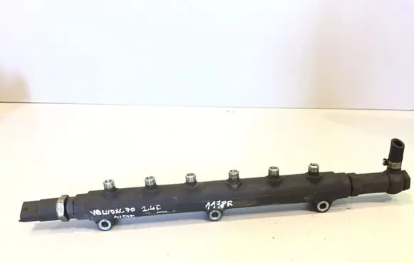 Volvo XC70 Fuel main line pipe 8658252 0445215010 004336