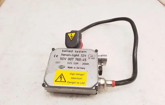 BMW 5 E39 Headlight ballast module Xenon 5DV00776045