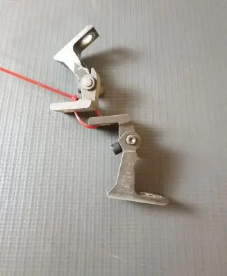 Volkswagen Golf VII Rear door hinge set 8K0831402P 8K0831402K
