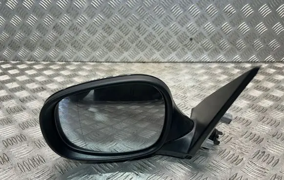 BMW 1 E82 E88 Front door electric wing mirror 7208343