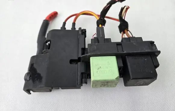 Audi A4 S4 B9 Fuse 8W0937503B