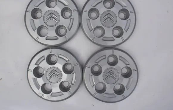 Citroen Jumper R16 wheel hub/cap/trim 1611985480