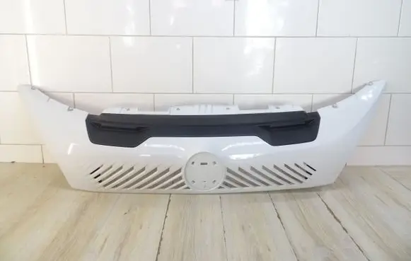 Citroen Jumper Front bumper upper radiator grill 735775028