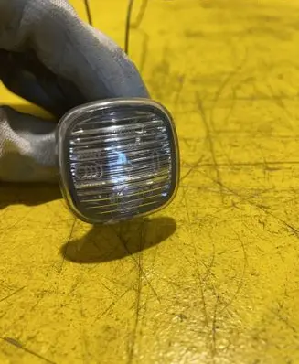 Skoda Fabia Mk2 (5J) Front fender indicator light 1U0949127