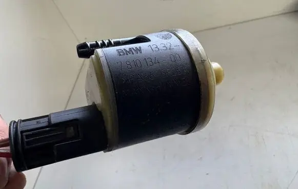 BMW 3 F30 F35 F31 Fuel filter heater 1332781013400 7810134