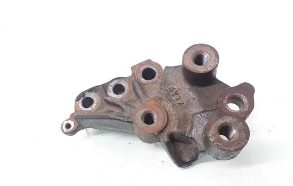 Honda CR-V Engine mounting bracket QE1008WYA