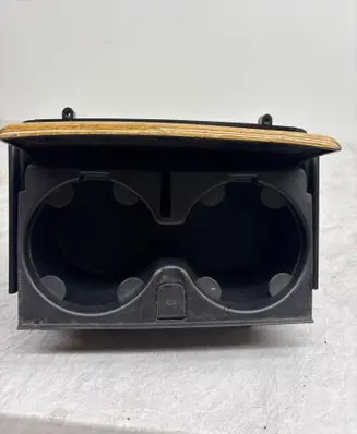 Volvo XC90 Cup holder 8674917