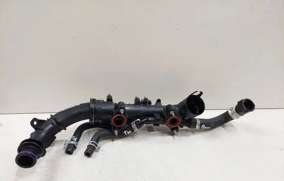 Peugeot 208 Engine coolant pipe/hose Z12002107 Z12002105