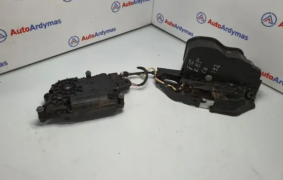 BMW 5 F10 F11 Front door lock 51217185689 7185689 5A36E17