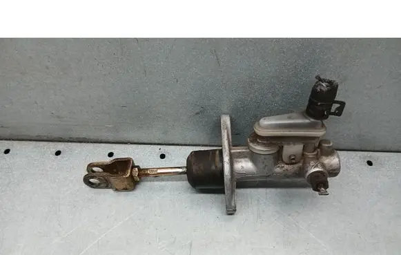 Mitsubishi Space Star Clutch master cylinder 