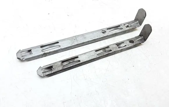 Volvo XC90 Headlight/headlamp mounting bracket 8637182 8637181