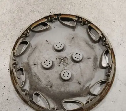Peugeot 306 R14 wheel hub/cap/trim 9627182577