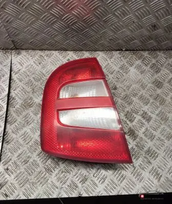 Skoda Fabia Mk1 (6Y) Rear/tail lights 6y6945095