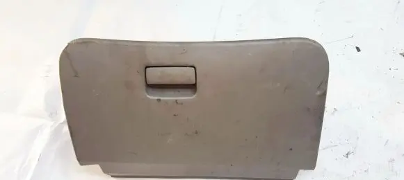 Nissan Almera N16 Glove box