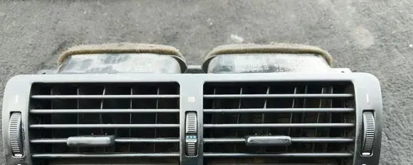 BMW 3 E46 Dash center air vent grill 8363199 8370742 8370741
