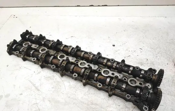 BMW 5 GT F07 Camshaft 7800044