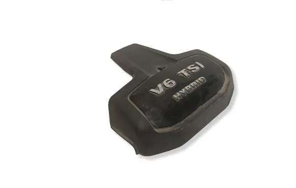 Volkswagen Touareg II Engine cover (trim) 7P6103927