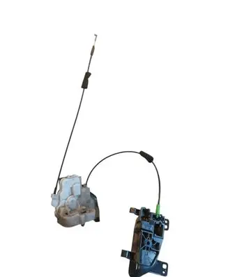 Subaru Impreza III Front door lock 
