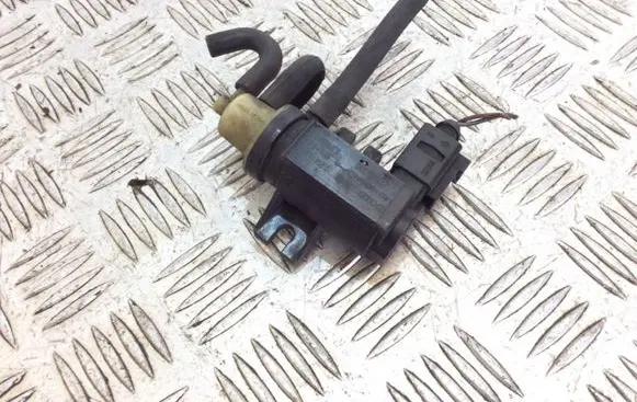 Audi A4 S4 B8 8K Turbo solenoid valve 1K0906627A