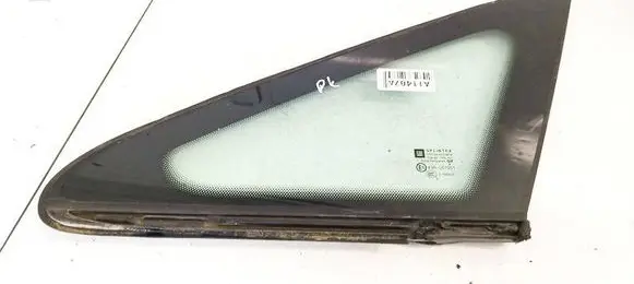 Opel Zafira B Front triangle window/glass AS2