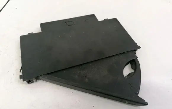 Volkswagen PASSAT B5 Cup holder 3B1858569C 3B1858601A