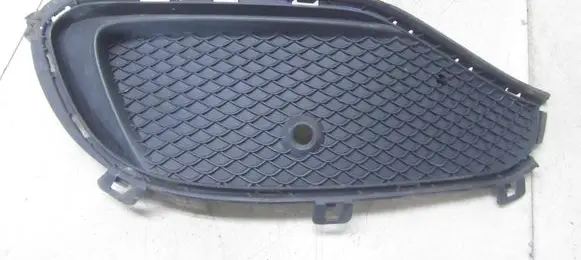Front bumper lower grill