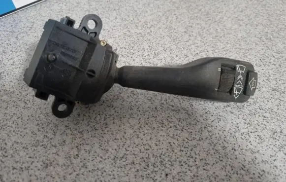BMW 7 E38 Wiper control stalk 8375407 01204010