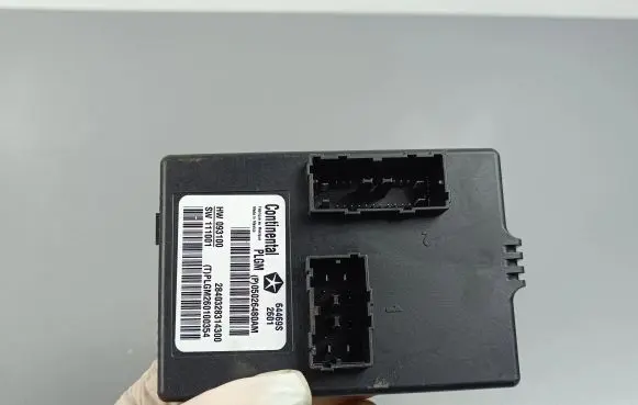 Jeep Grand Cherokee Other control units/modules P05026480AM