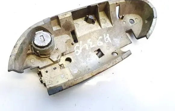 Opel Omega B2 Front door lock (next to the handle) l9933