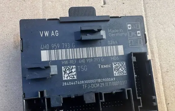 Audi A8 S8 D4 4H Door control unit/module 4H0959793G