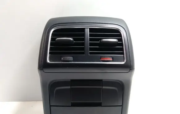 Rear air vent grill