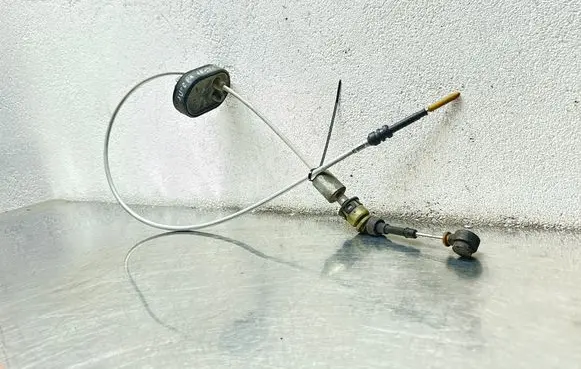 Opel Vectra C Gear shift cable linkage 13107493
