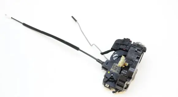 Opel Insignia A Coupe door lock (next to the handle) 13503781