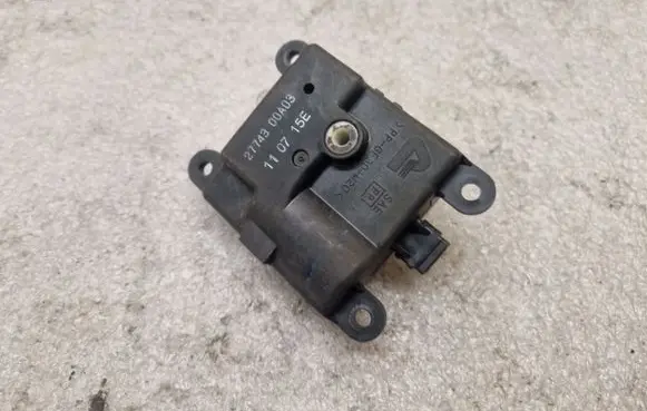 Nissan Qashqai Air flap motor/actuator 2774300A03 110715E
