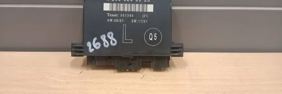 Mercedes-Benz C W203 Door control unit/module 2038206526