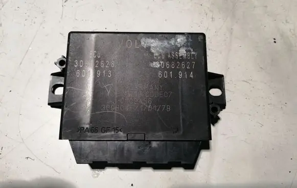 Volvo S80 Parking PDC control unit/module 30682628