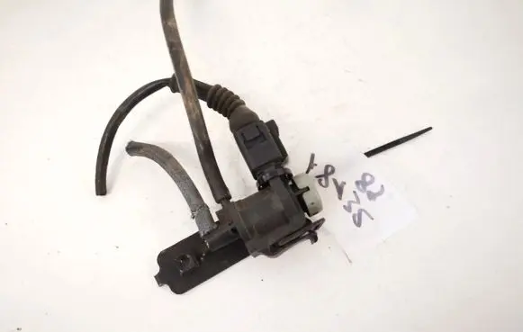 Audi A6 S6 C5 4B Turbo solenoid valve 1j0906283c
