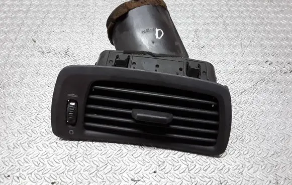 Volvo V70 Dashboard side air vent grill/cover trim 3409375