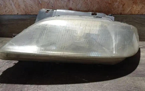 Citroen Xsara Headlight/headlamp 37550748S