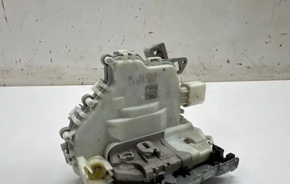 Audi A7 S7 4G Front door lock 8J2837016E