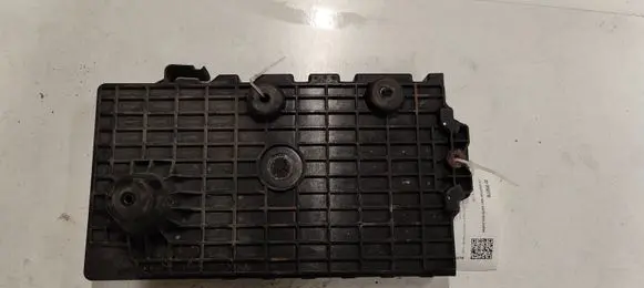 Volvo V40 Battery tray 31301934 31301935