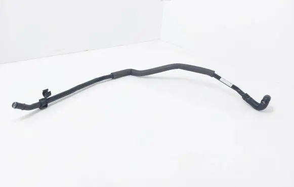 Mercedes-Benz CLS C218 X218 Engine coolant pipe/hose A2128305996