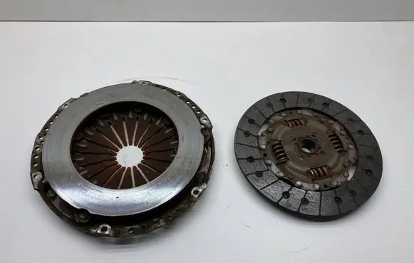 Audi A3 S3 A3 Sportback 8P Clutch set kit 03C141025G 03C141031D SACHS