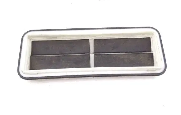 Opel Corsa E Trunk grilles 09177224 GBIMPORT