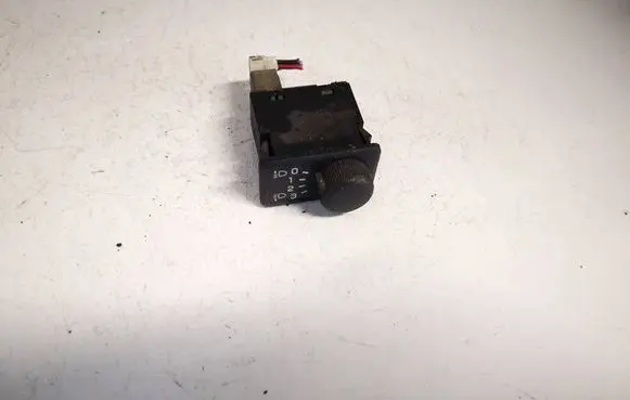 Headlight level height control switch