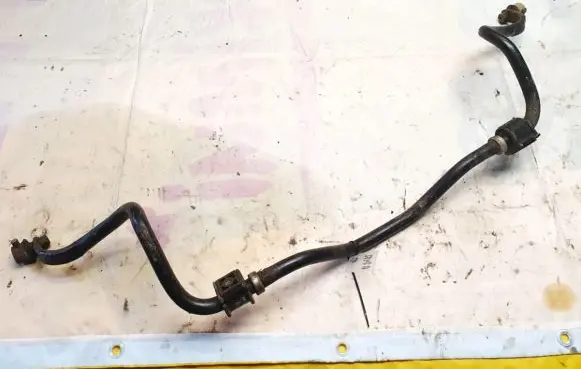 Toyota Avensis T250 Front anti-roll bar/sway bar