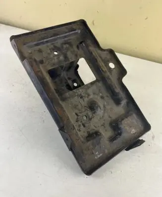 Hyundai Santa Fe Battery tray 